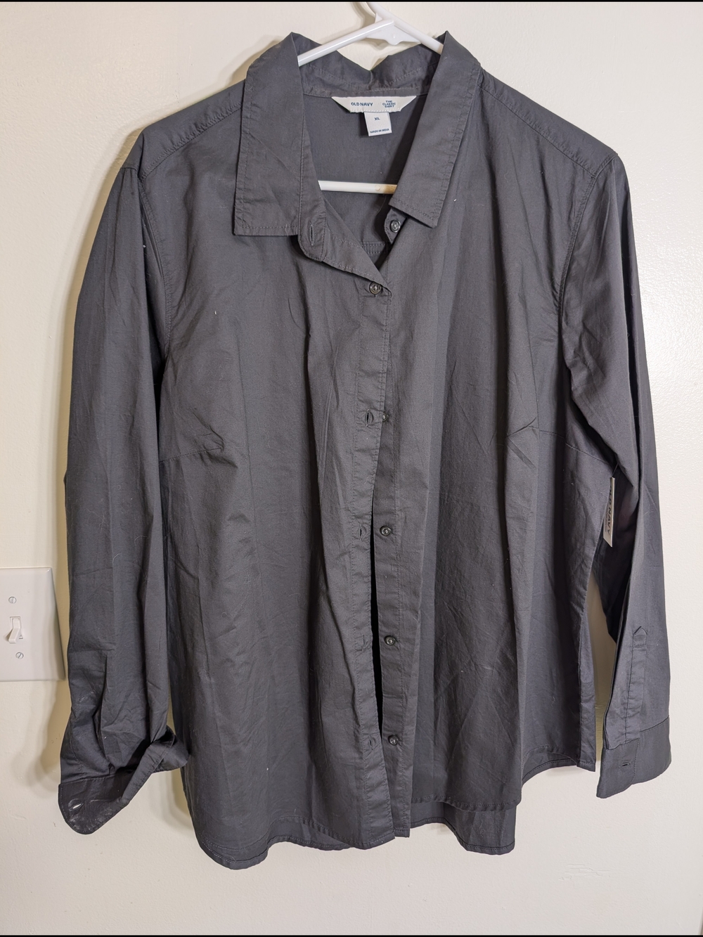 Old Navy Charcoal Gray Button-Down Shirt